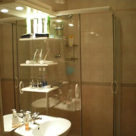 Bed & Breakfast Mediterran-apartmanok-harkany 3*